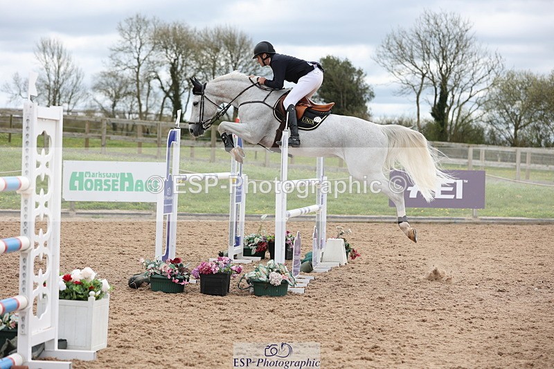 240419A-122705-07234 - Cls 6, 2 Star Medium Tour 1.35m