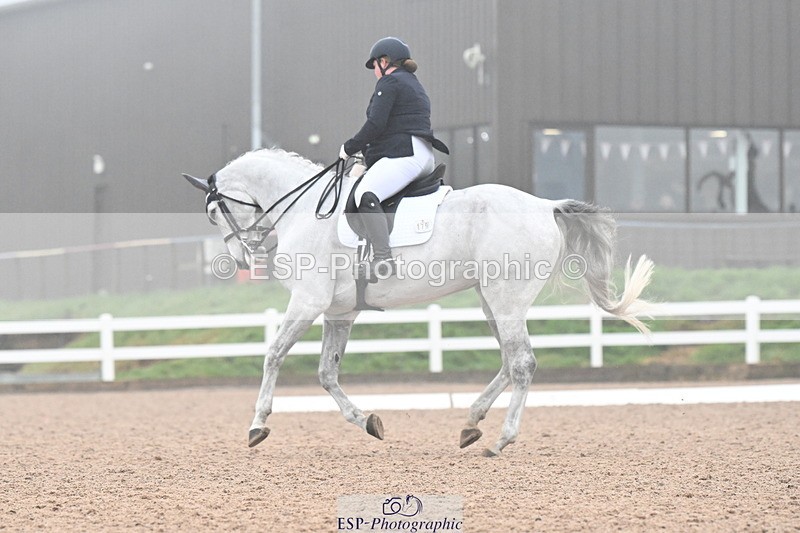 240217A-120832-02539 - 179-Sophie.Gregory-Lady.Lucydale