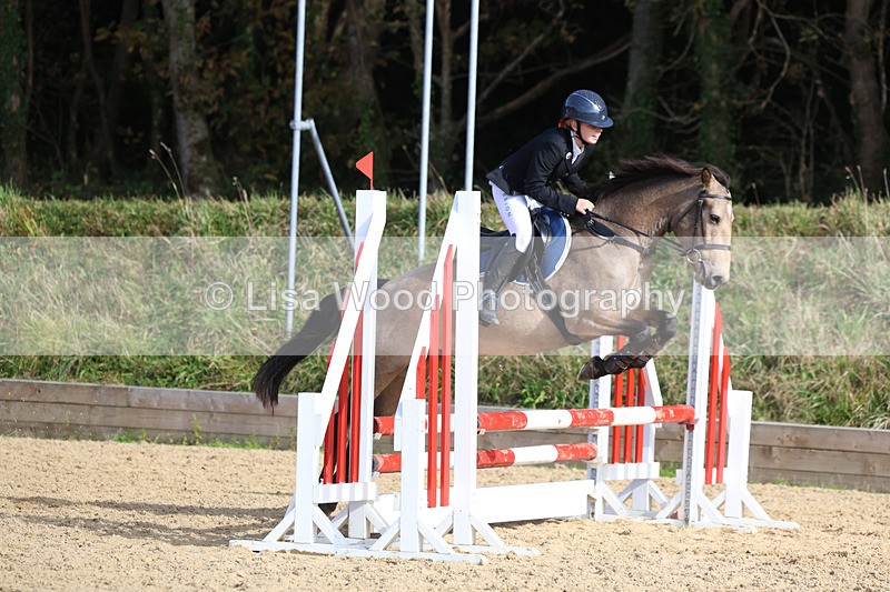 3E7A7961 - Class 4: 70cm open