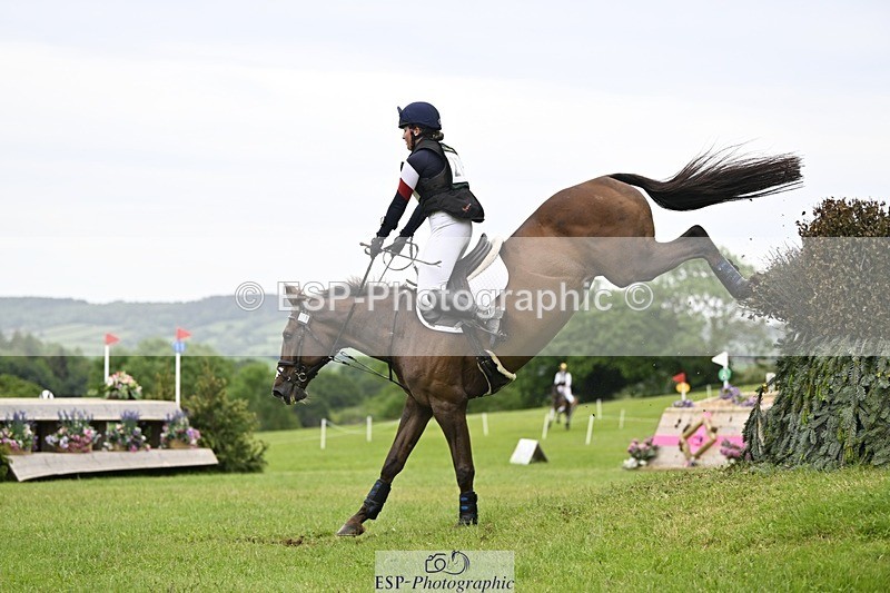 240525-170103-18512 - 279-MHF_LADY-Poppy_von_Maltzahn