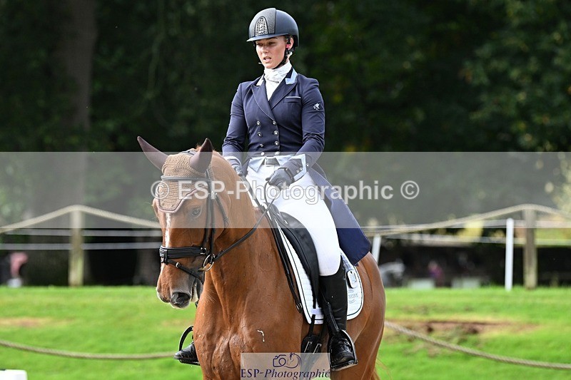 231019-121858-02729 - 043-OTTENTIK.NOBILITY-Dani.Evans-DR