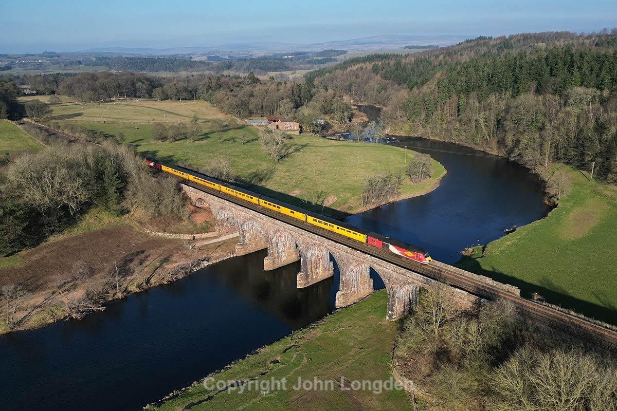 JL - 13.2.23 43272 & 43290 1Q13 Darlington - York, Eden Lacy - Eden Lacy Viaduct