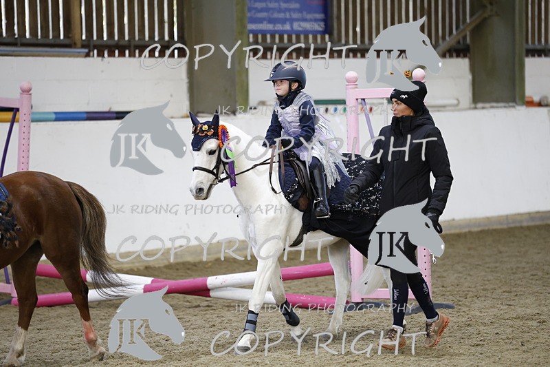 _T0A0957 - Class 1 Cross poles