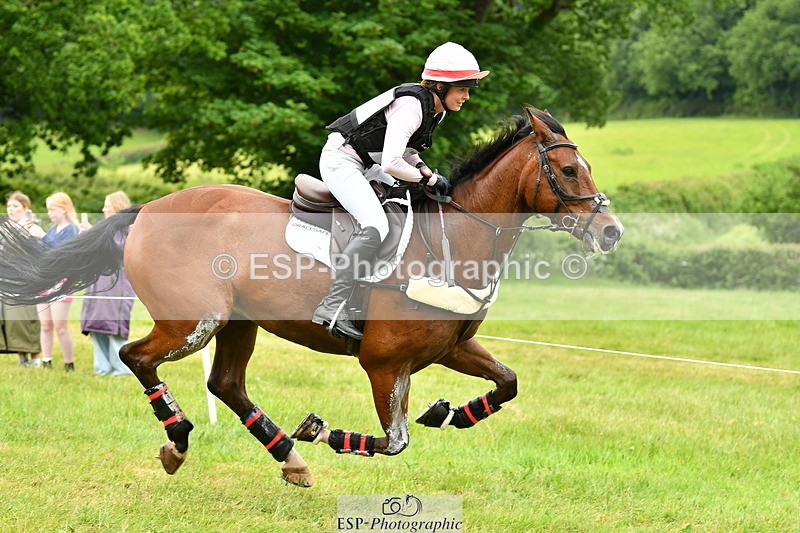 250524A-094840-08601 - A-009-Clementine.Crosthwaite.Eyre-LYJADOR