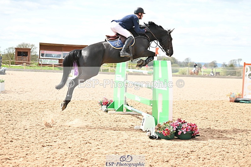 240418A-143317-04416 - Cls 9, 2 Star Big Tour 1.40m