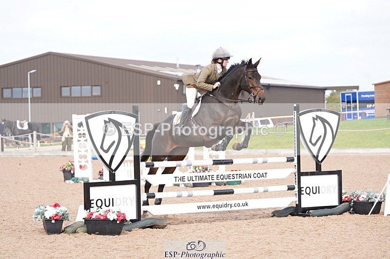 241004A-120432-00407 - Fri 02 Snr 1.05m Open