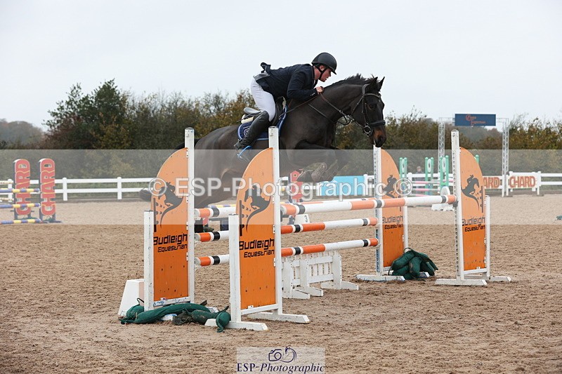 231112A-123832-04106 - Cls 19 Snr 1.05m Open