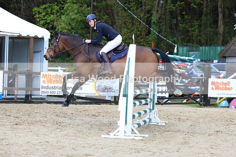 3E7A0713 - Class 4: Senior British Novice/90cm open