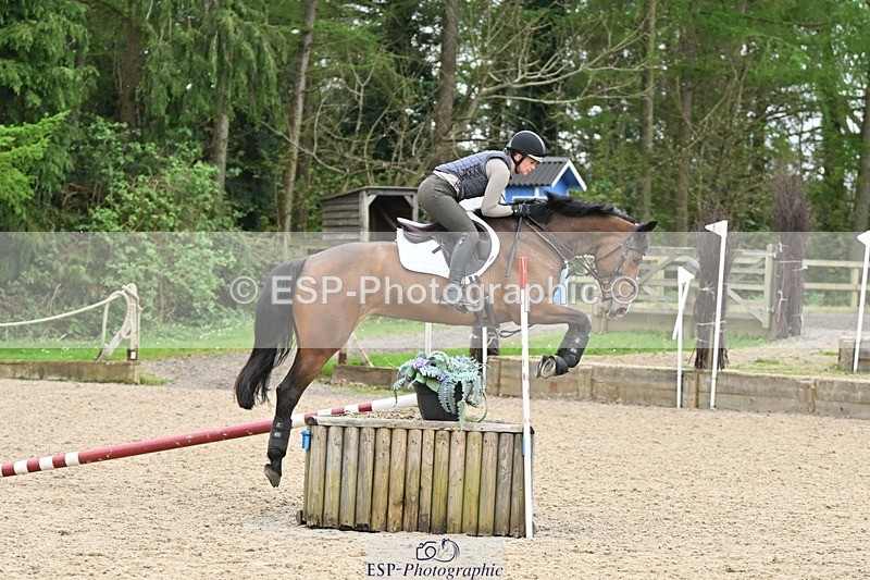 240411-121331-01216 - Group 4 XC