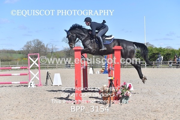 BPP_3154 - CLASS 14  Senior Newcomers/ 1.10m Open