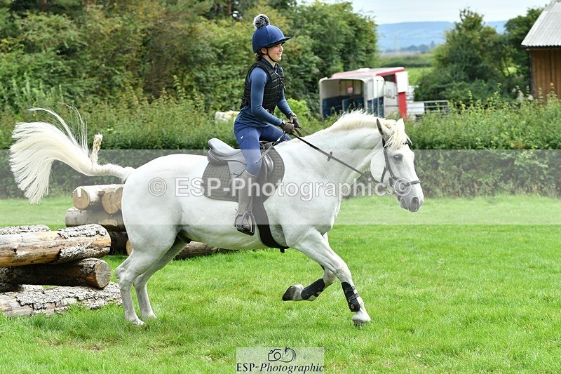 230817-142849-01296 - Theo's 2nd Group - XC