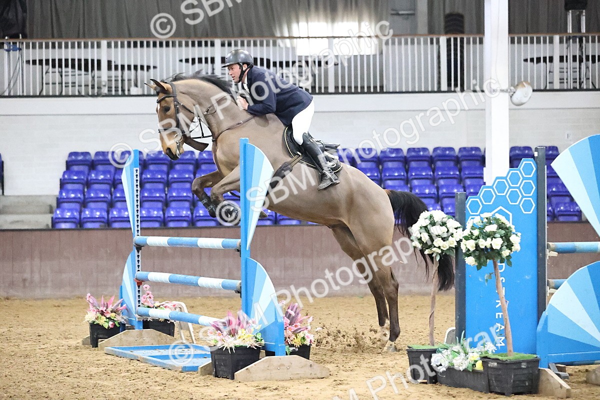 SBM_002005 - Class 10 - Senior Newcomers - 1.10m