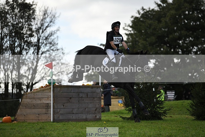 231022-134505-28727 - 329-RINGFORT.REVE.DU.MOULIN-Andrew.Downes-XC