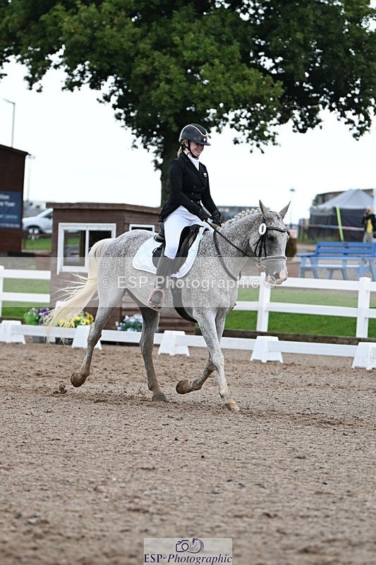 250907-125429-08473 - 009-Terri.EllawayTagula.Passion