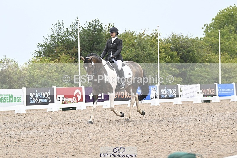 250907-083542-05717 - 026-Alison.McCarthyFarleaze.Lady.Sylvia