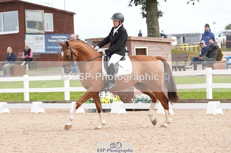 250906-112418-01622 - 007-Karen.DanceHevans.Sign.of.the.Times