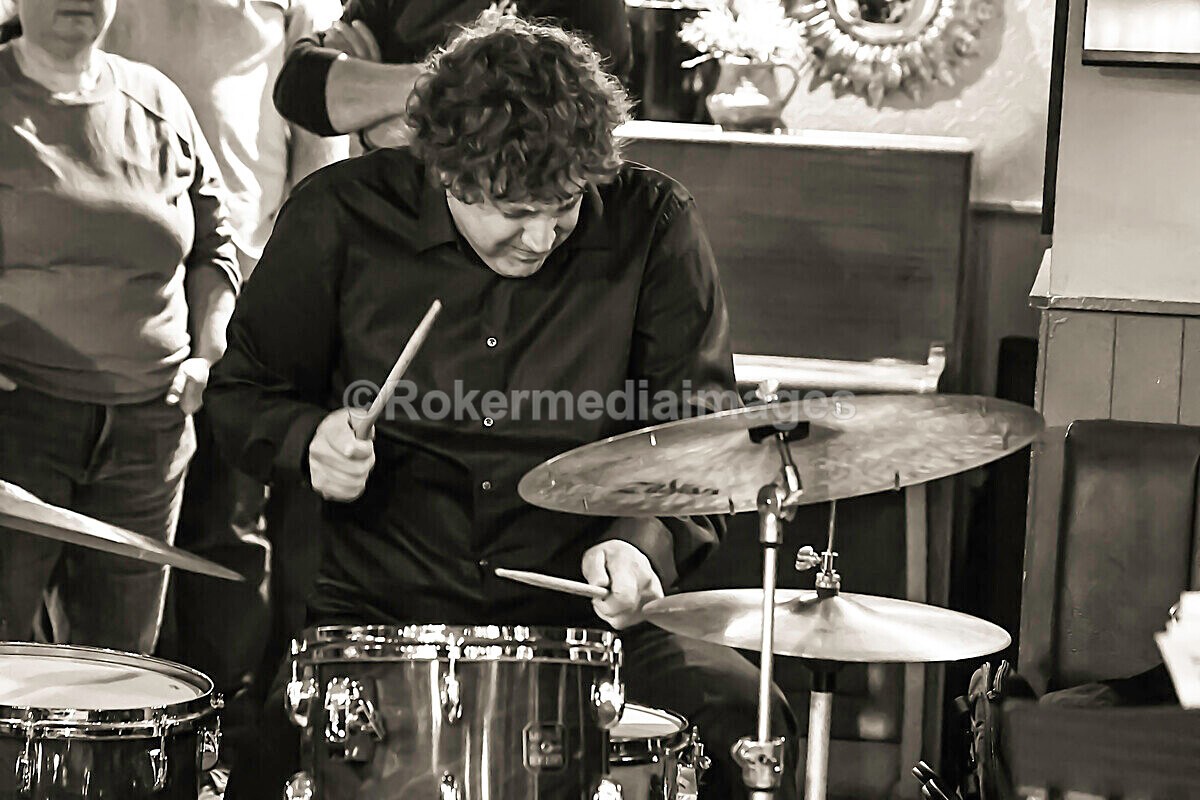 Derek Nash Dec 2025-14 - Derek Nash and Jonny Henderson Trio