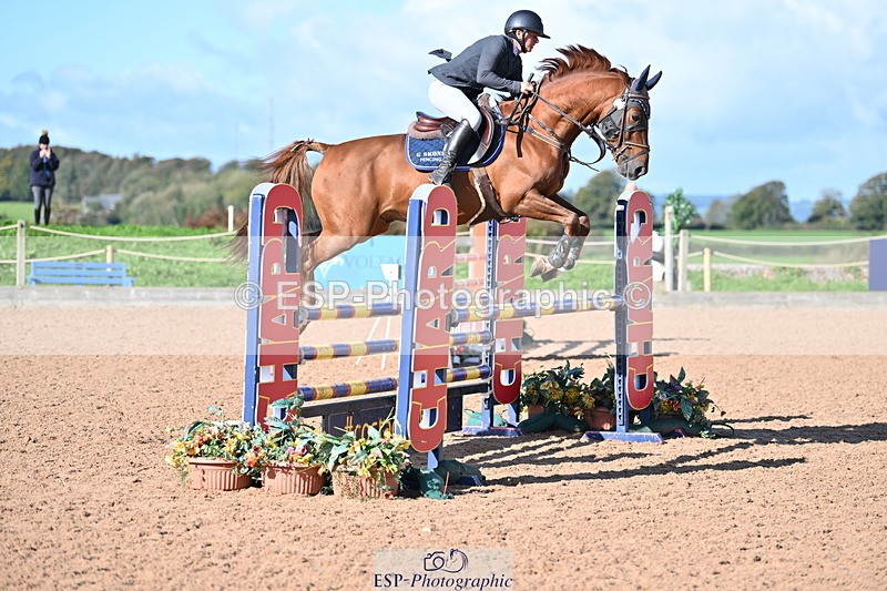 231014A-113752-04446 - Cls 18 Newcomers & 1.10m Open