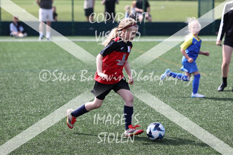1DX32978 - Sat 13th U7 & U8 Girls