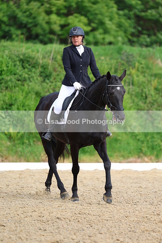 3E7A3409 - Class 2: INTRO B- INTRO 3 2024