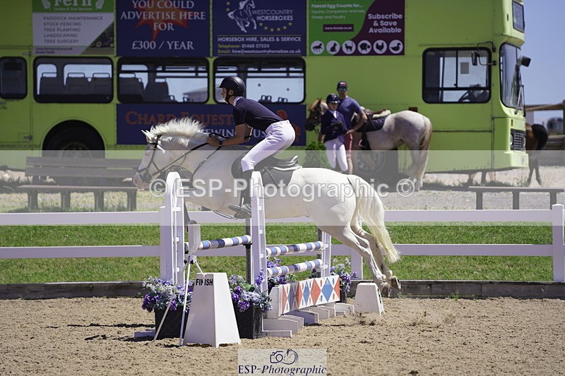 230624A-125502-01438 - Cls 24 Pony Discovery & 90cm Open