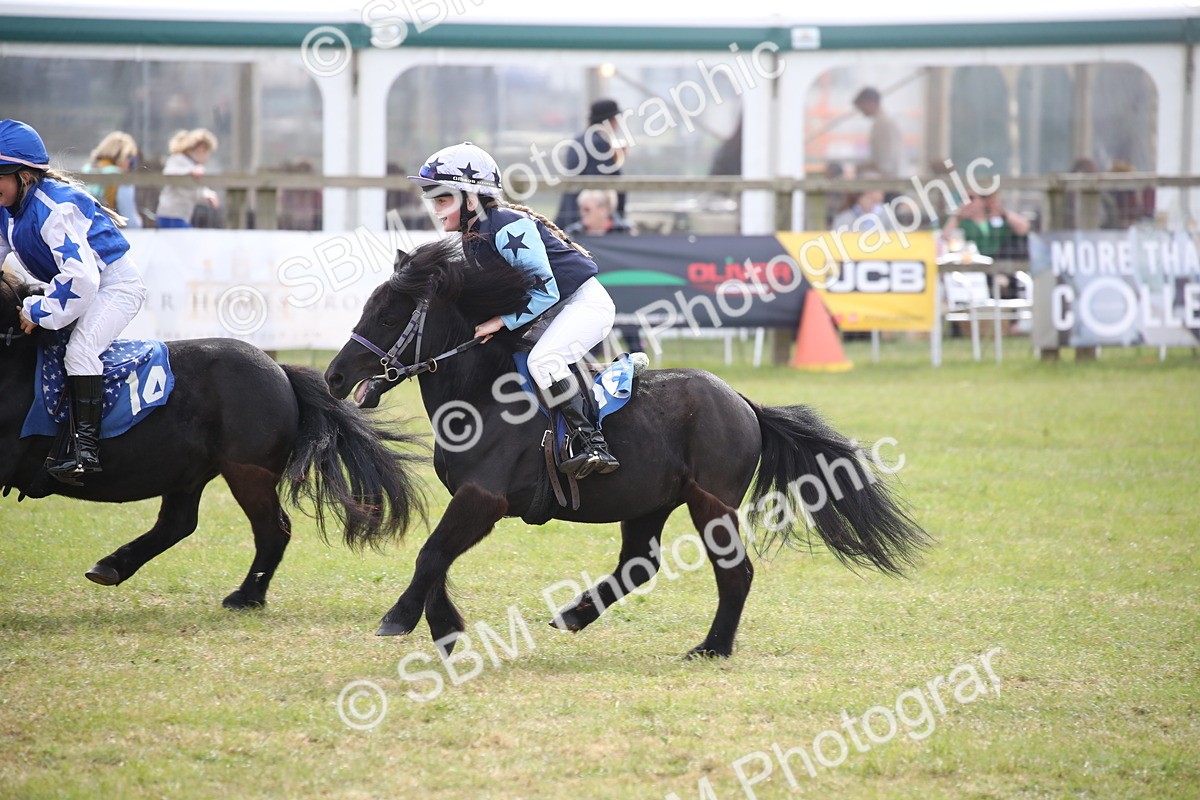 SBM_10211 - Dinky Derby