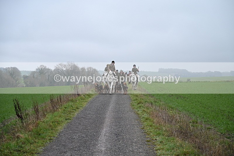 WJ7_9735 - Walk out..