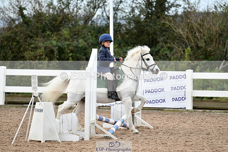 241013B-092454-00183 - Cls 1 Clear Round