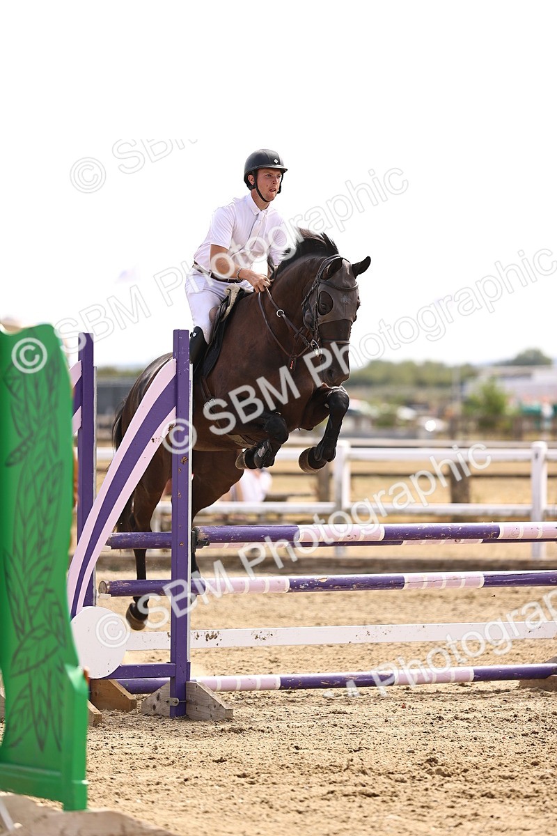 SBM_001106 - Class 4 - Senior Discovery - 1.00m Open