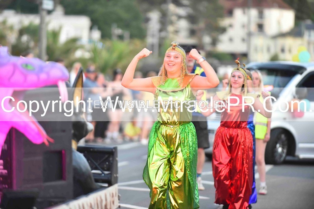 SH4_3984 - Carnival Procession.