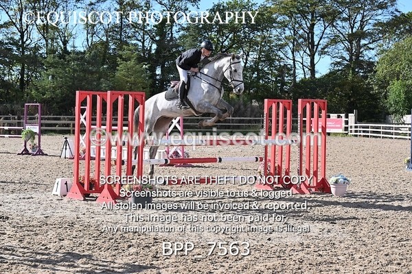 BPP_7563 - CLASS 8 Senior Newcomers/ 1.10m Open