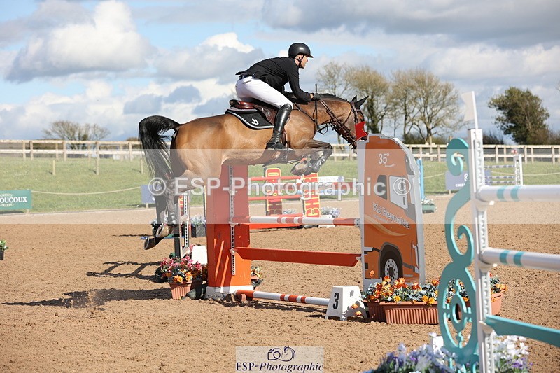 240419A-163031-09407 - Cls 10, 2 Star Big Tour 145cm  15.45 to 16.35 break