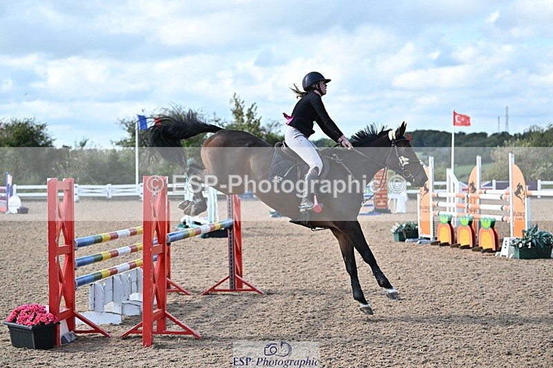 241005A-133228-04004 - SAT Cls 19 1.10m Amateur Quali