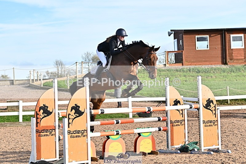 241113A-141216-00820 - Cls 05A&B Snr Fox & 1.20m Open