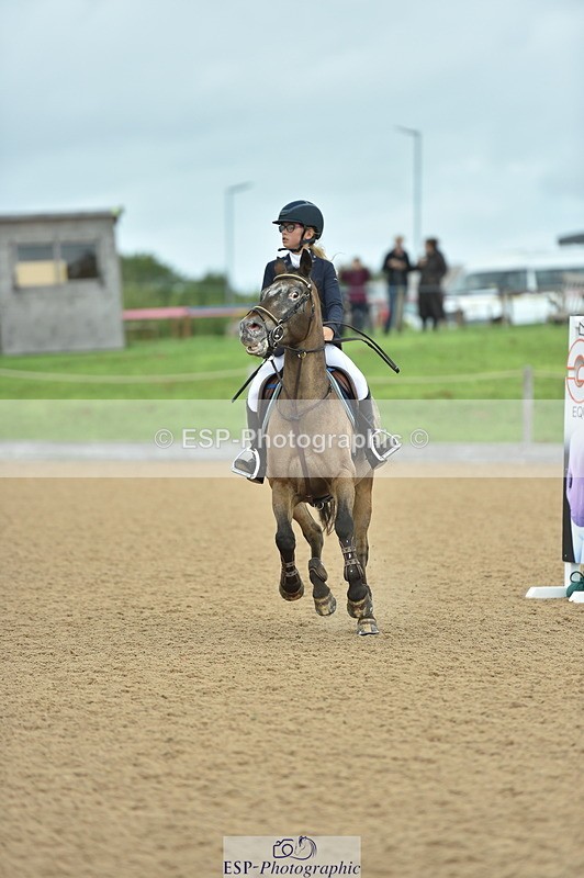 230819A-114622-00419 - Cls 37+38 Springboard +Summer/Winter 128cm + 138cm