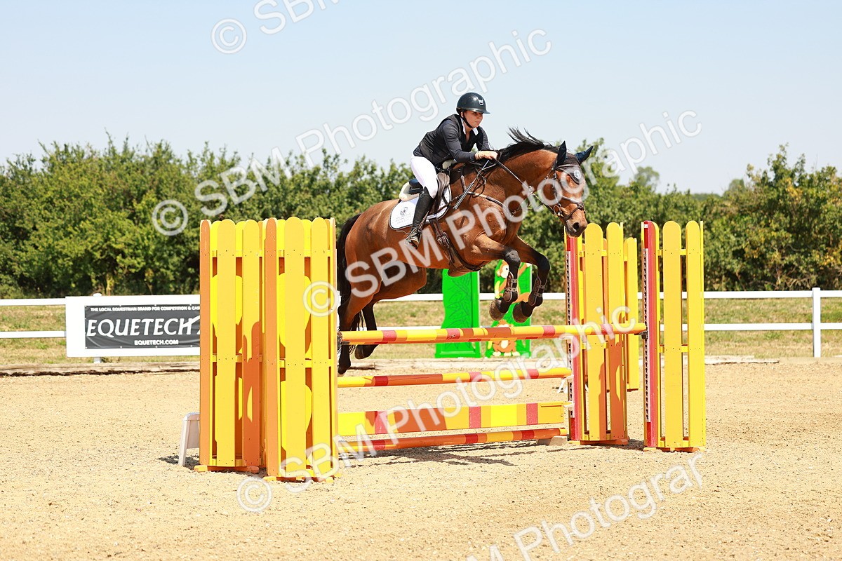 SBM_001648 - Class 4 - Senior Newcomers - 1.10m