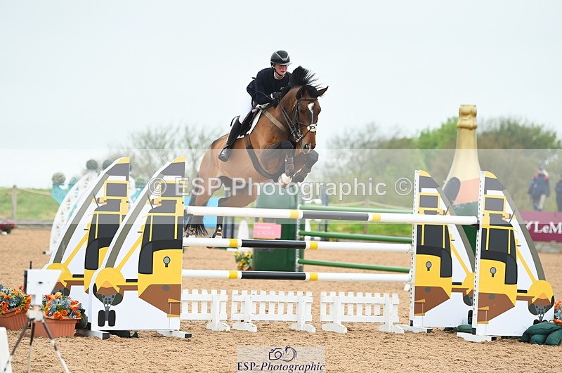 230505A-121734-03951 - Cls 22 Talent Seeker & 7 year old Quali