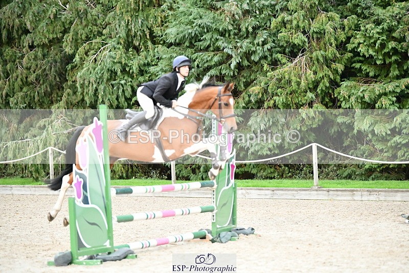 251004A-174048-02552 - Classes 12 & 13 90cm