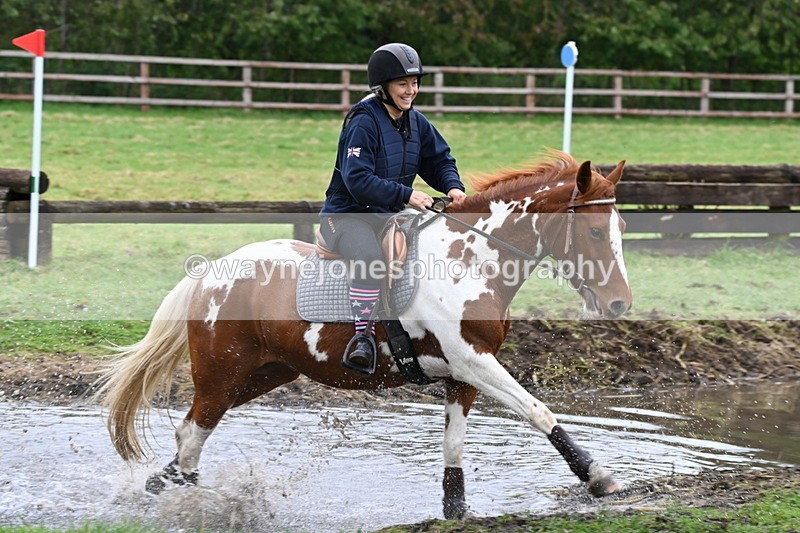 WJ6_6523 - Time at Photographer 12:41 to 13:05