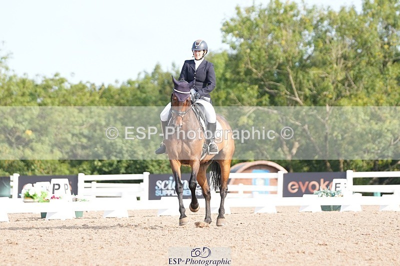 250815-092249-00085 - 001-Charlotte.JenkinsCuffesgrange.Ars.Royale