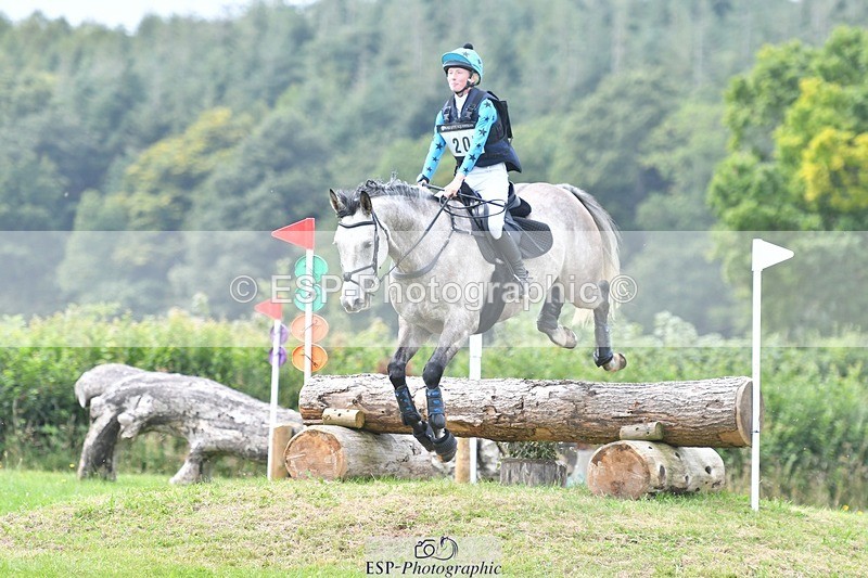 240803-134217-06960 - 205-Jessica_Thomas-QUALITY_STEP_ON