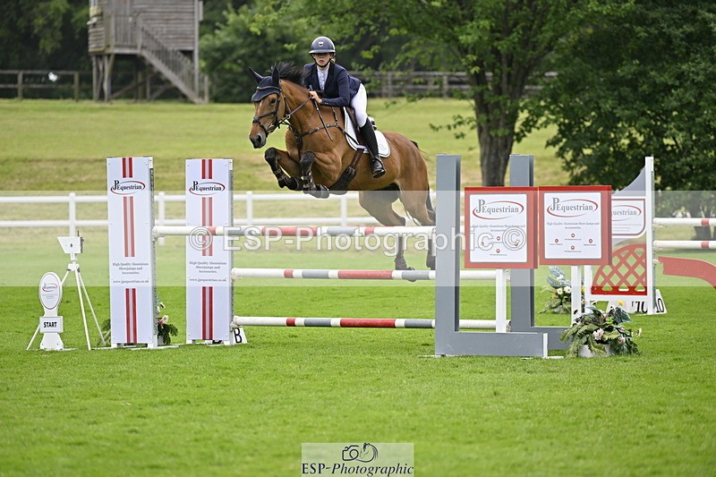 250613A-113730-00717 - Cls 2 Snr 1.15m Members Cup