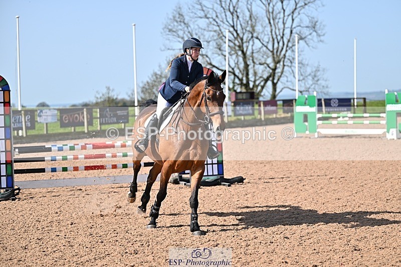 260408-105042-00249 - Cls 2 British Novice and 90cm