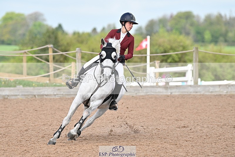 240506A-111242-08464 - Cls 3  Pony Discovery & 90cm Open