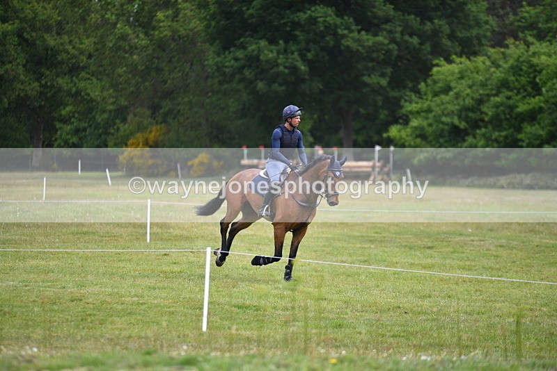 WJ5_5086 - Time 12:04 to 13:05