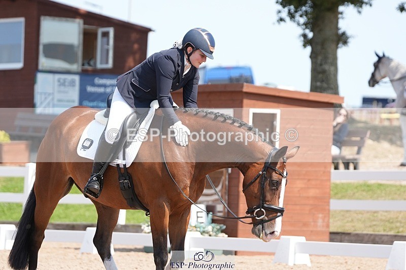 250817-130316-09226 - 162-Isabella.BalianBeechwood.Joey