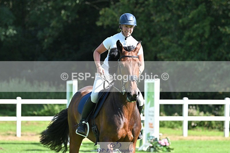 230909-112622-05184 - Cls 11 Snr Foxhunter & 1.20m Open