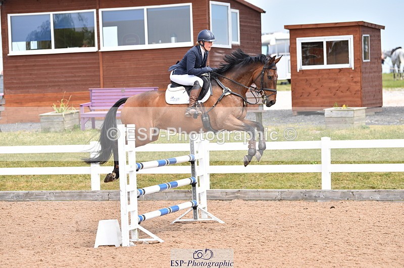 230609A-135451-01323 - Cls 12 1.05m Amateur Qualifier