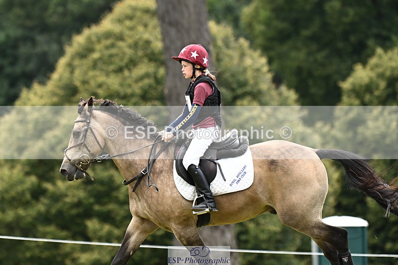 240825X-161355-36698 - 80cm XC 15.30 to 16.30