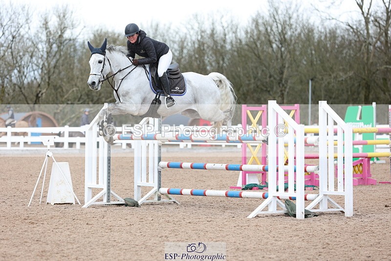 240223A-135040-01696 - Cls 5 Newcomers and 1.10m Open